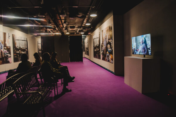 Come si produce una mostra d'arte